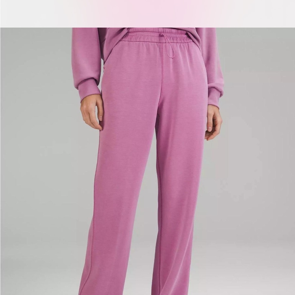 Softstreme lulu lemon pants